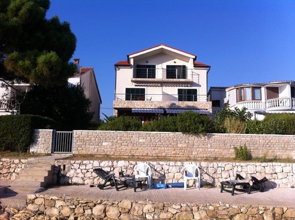 Apartments Pisacic Bibinje Exterior foto